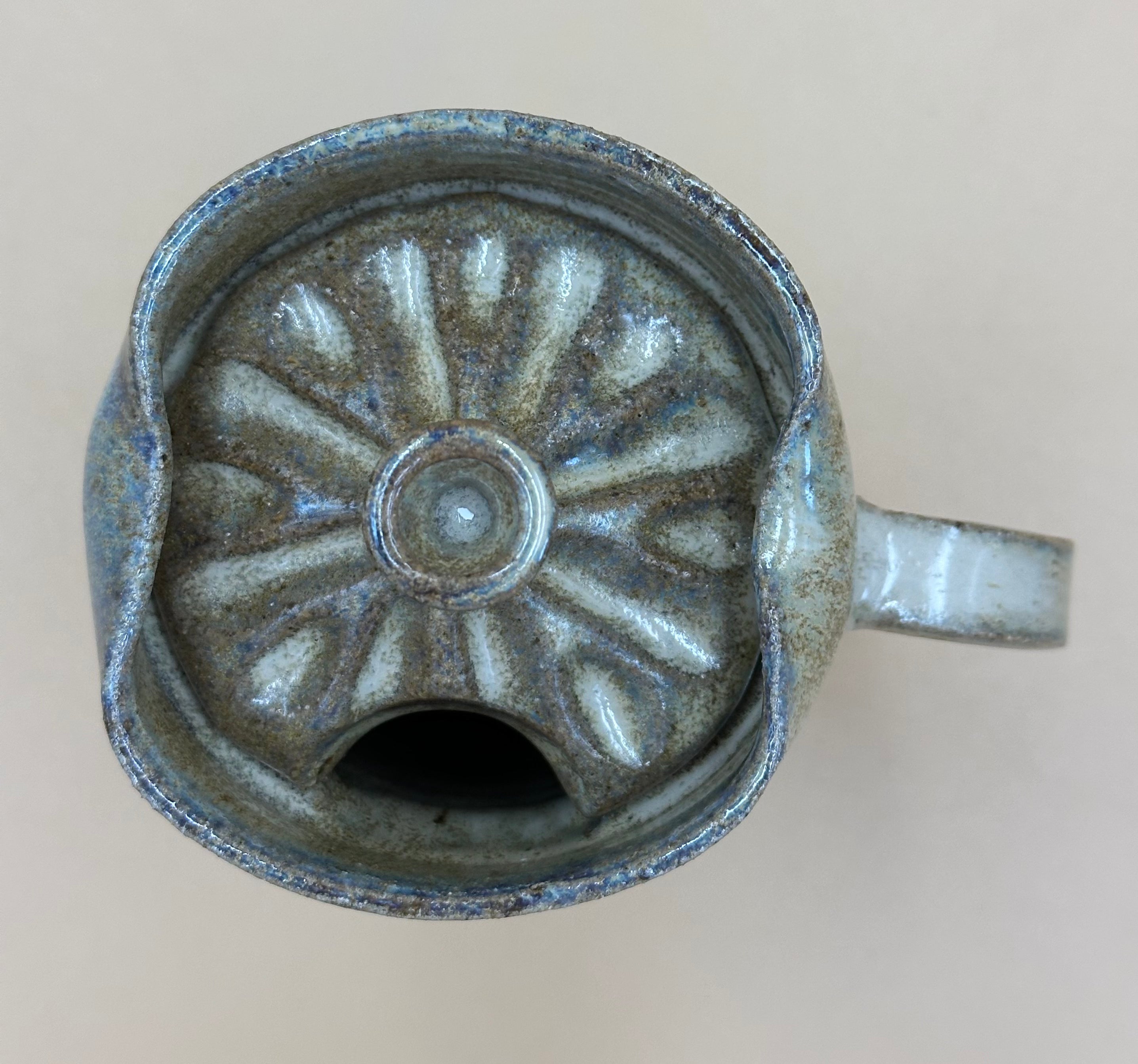Kaffekrus med drikkelåg h 12,5, ø8