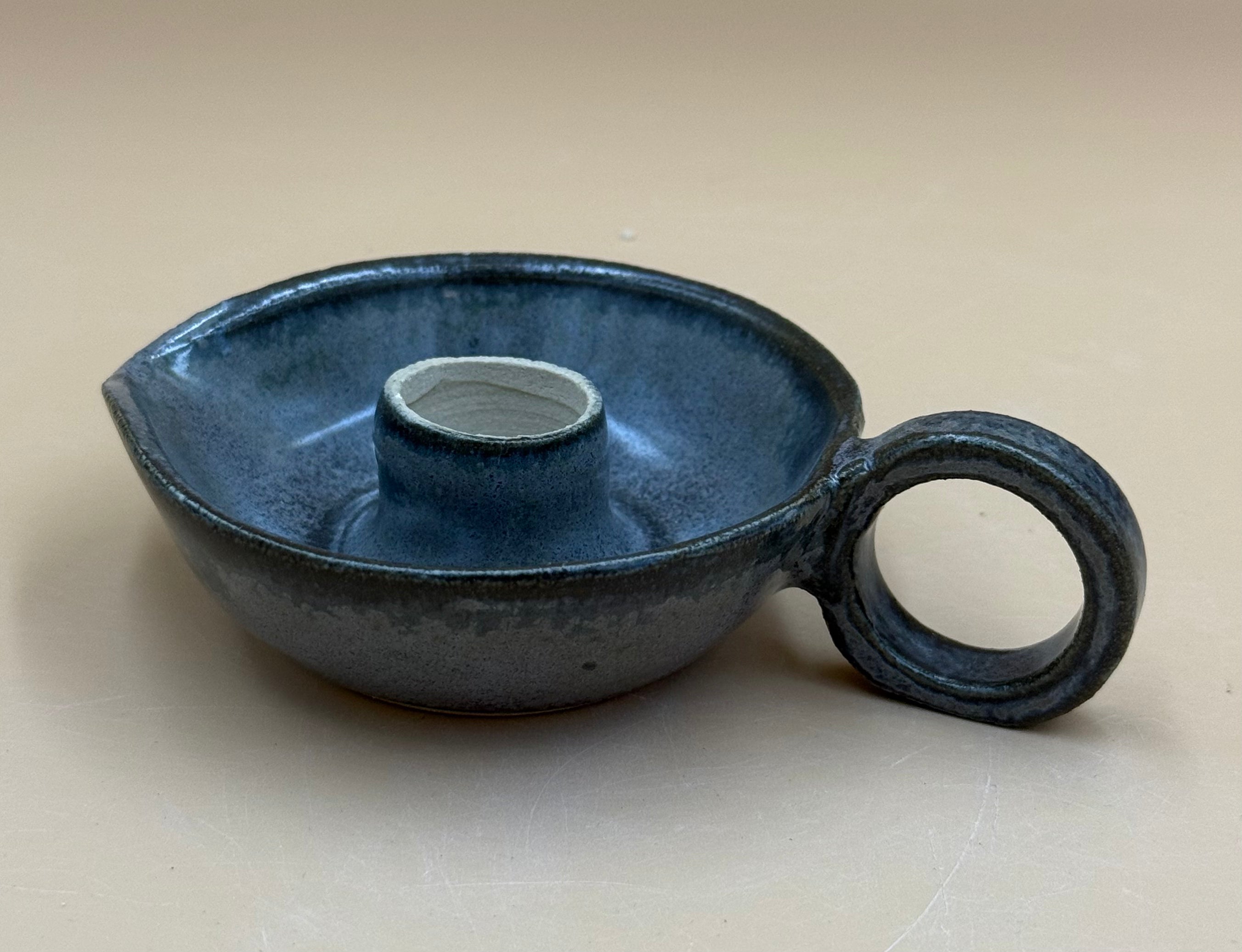 Lysestage med hank Ø8-10 cm