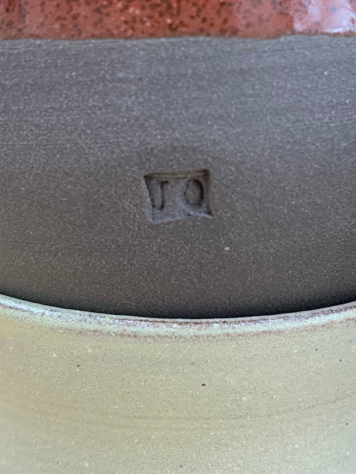 Skovlund Krus ø7,5 cm 9,5 cm granatrød